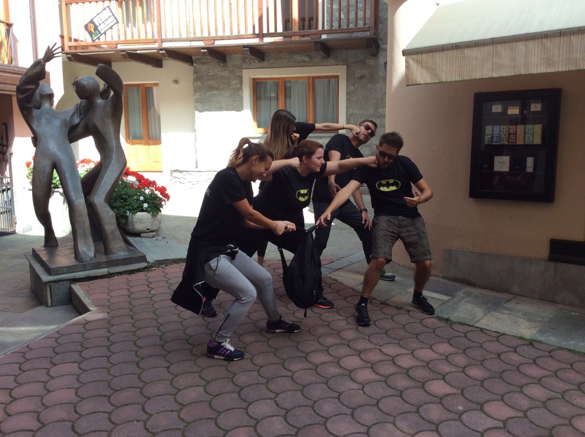 Incentive con Team Building caccia al tesoro "We can be heroes" per Aveda