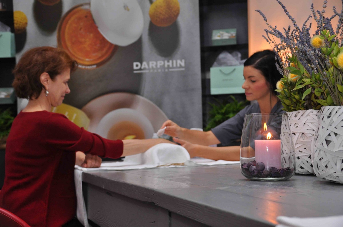 Press day for Darphin for the presentation of a new anti-stress face mask - 14