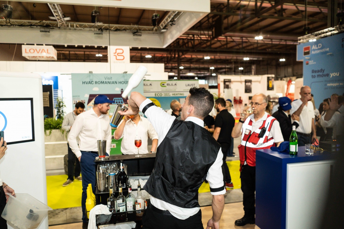 Senec organizza un party per il fine fiera MCE - 3