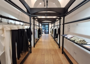 Smart Eventi ha supportato Maison Danha nella ricerca e selezione di un temporary store a Milano per promuovere la nuova linea sportiva Zeffy e la linea beauty del brand coreano MLS.